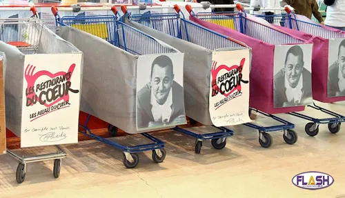 Grande collecte de denrées des Restos du Coeur dans les supermarchés