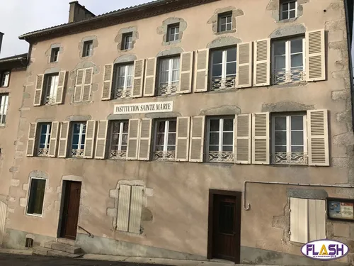 Mobilisation autour de l'école Sainte-Marie de Bellac menacée de...