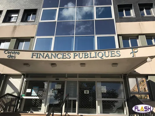 Le paiement de l'impôt obligatoire sur le net pour un montant...