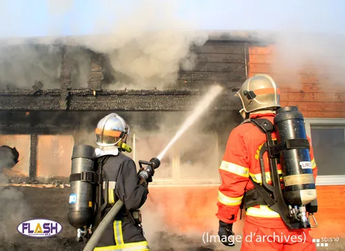Un mort dans l'incendie d'une maison à Nexon