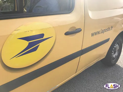 La Poste réduit les tournées des facteurs