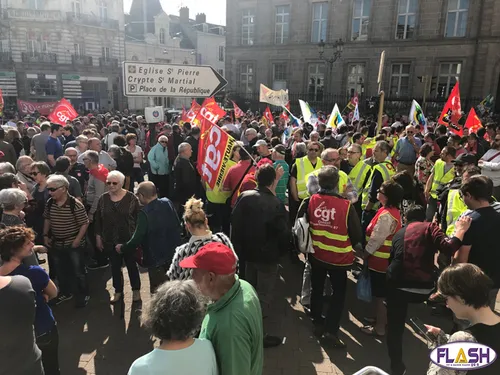 Pas de vacances pour les manifestants