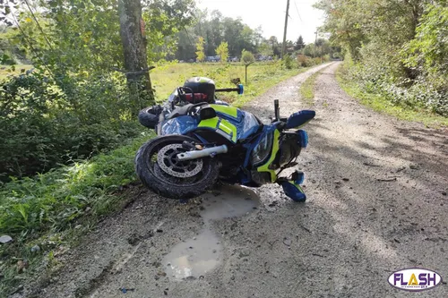 Une automobiliste fonce délibérément sur un motard de la gendarmerie