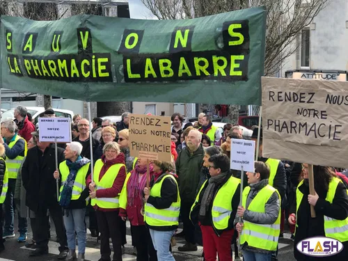 Mobilisation de soutien pour la Pharmacie Labarre de Nexon