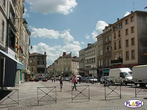 Fin des travaux de la Place des Bancs : retour du marché et mise en...