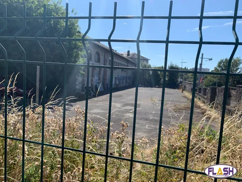 Les migrants interpellent la directrice départementale de la...