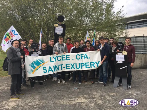 Le bac Pro "Constructions des carrosseries" du lycée St Exupéry est...