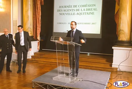 Le secrétaire d'état à la transition écologique Sébastien Lecornu...