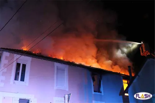 Limoges: important incendie dans une maison de la rue Victor-Thuillat