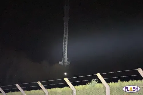 [MISE A JOUR] Relais des Cars en feu : l'incendie revendiqué par un...