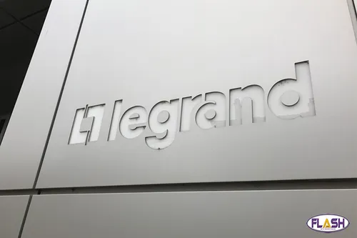 Retraites : la CGT Legrand appelle à la grève reconductible...