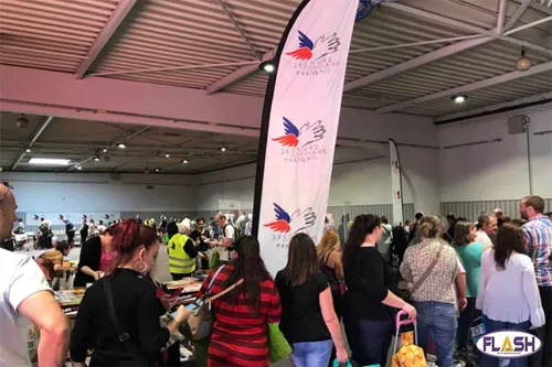 Limoges : Distribution alimentaire festive des Pères Noël Verts