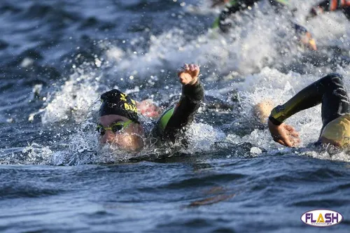 Natation : Swann Plaza médaillé aux Championnats de France en Eau...