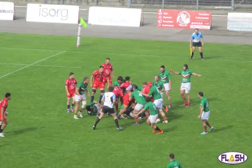 Rugby : USAL 19 - Saint-Jean-de-Luz 9. Face aux joueurs de...