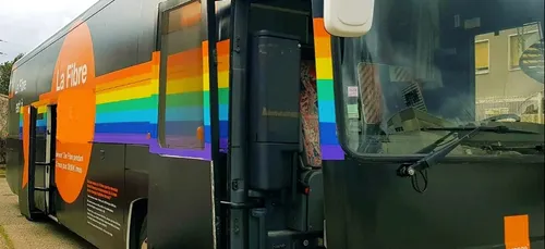 Le bus #FibreOrange fait étape à Dijon ce samedi