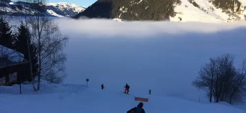 Les Rousses accueillent la flamme olympique des JO de la Jeunesse...