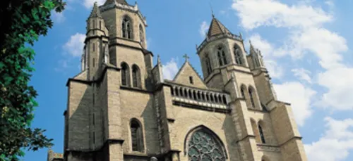 Des travaux urgents pour sécuriser la flèche de Saint-Bénigne