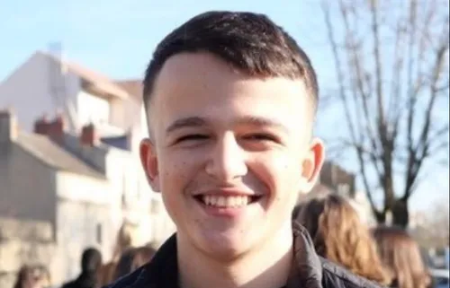 Elvis, le lycéen du Castel (Dijon) menacé d'expulsion, témoignera...