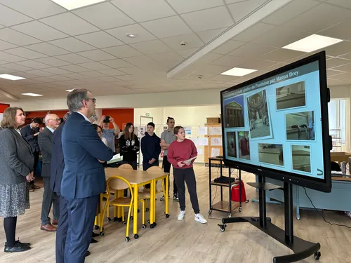 Contrexéville : Le lycée Pierre Mendes France rend hommage à Missak...