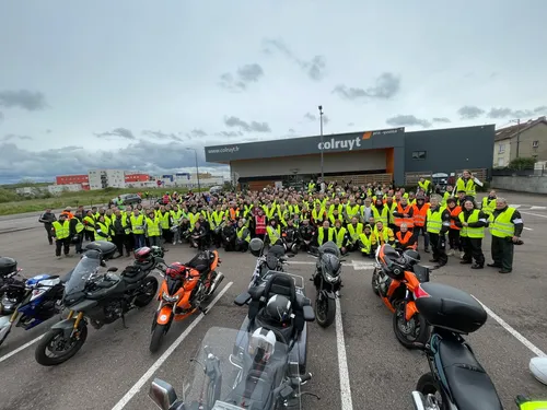 Une Rose Un Espoir : les motards au grand cœur de retour ce...