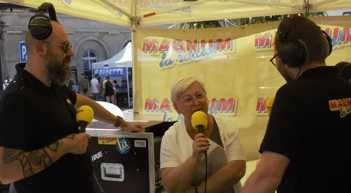 MAGNUM EN DIRECT DE LA CAVALCADE DE NOGENT, avec Anne-Marie...