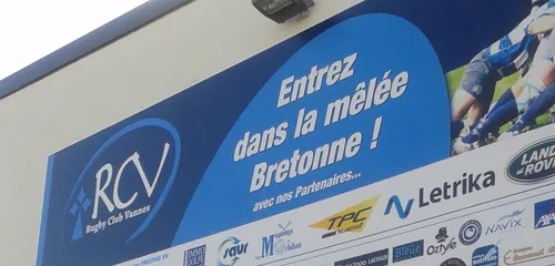 Rugby. Vannes au pied du mur