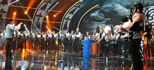 Une standing ovation pour le Bagad de Vannes