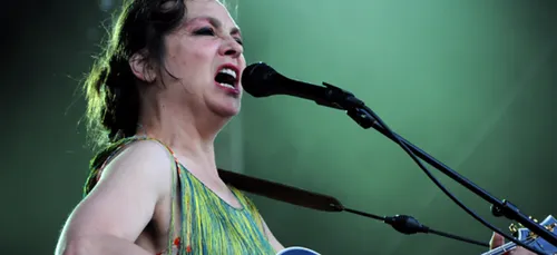 Catherine Ringer sera au Pont du Rock cet été