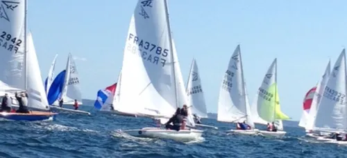 A Quiberon, entre l'Ecole Nationale de Voile et la FFV, qui est de...