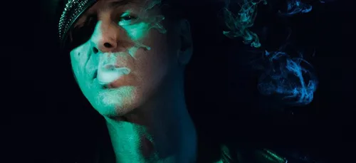 Blitz : teaser et pochette du dernier Etienne DAHO