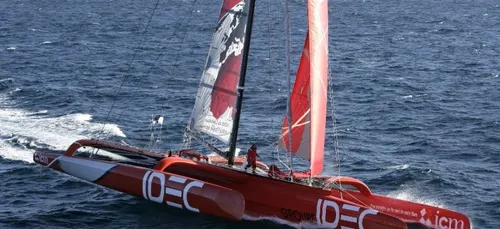 Voile. Le grande retour de Francis Joyon sur son maxi-trimaran