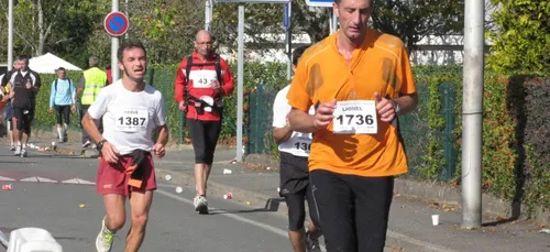 Un Kenyan sur la plus haute marche du podium du marathon de Nantes