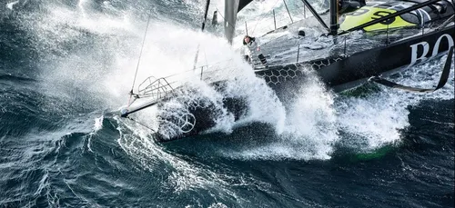 Voile. Sur la Route du Rhum, Alex Thomson touche au but