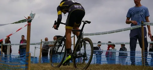 Matthieu Boulo champion de Bretagne de cyclo cross