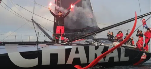 Jérémie Beyou remporte la "Vendée-Arctique-les-Sables d'Olonne"