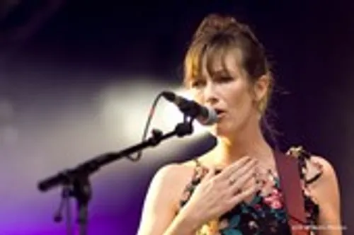 Mina Tindle Live - Festival Soirs d'été OÜI FM