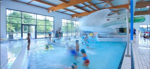 Découvrez la Piscine Les Nautiles à Segré en Anjou Bleu