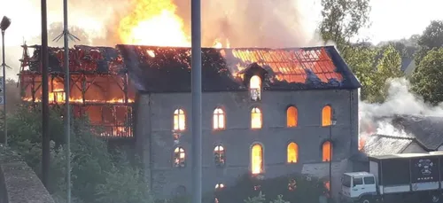 La Minoterie dite le grand moulin de Pouancé est partie en fumée...