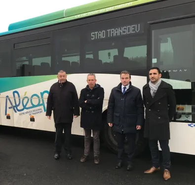 Château-Gontier. Le département accueille son premier car au gaz...