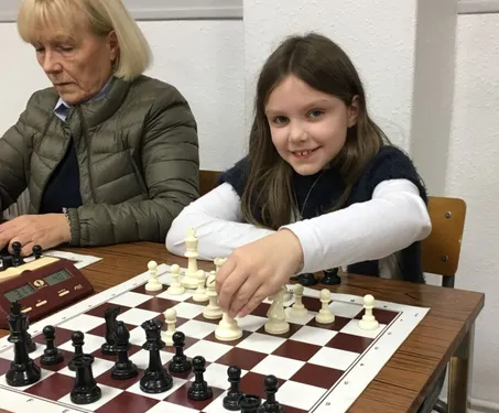 Segré. Anna, 9 ans, joueuse d'échecs mondiale et segréenne