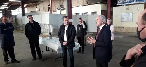 Château-Gontier. Le foirail a accueilli son dernier marché aux veaux