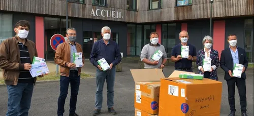 Craon. L'entreprise Dirickx fait don de 5 000 masques au personnel...