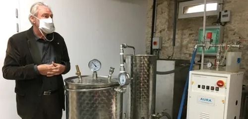 Aux Jardins de Carbay Hills, vous pourrez fabriquer votre parfum