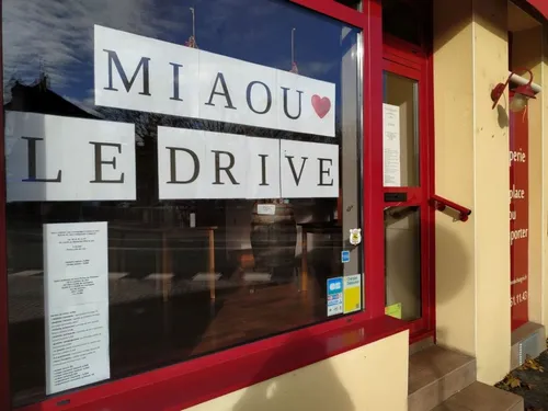 Confinement 2 : quels commerces restent ouverts ou livrent en Anjou...