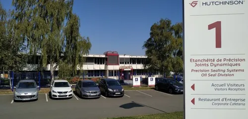 Hutchinson : une victoire pour la CGT, prête à signer le plan de...