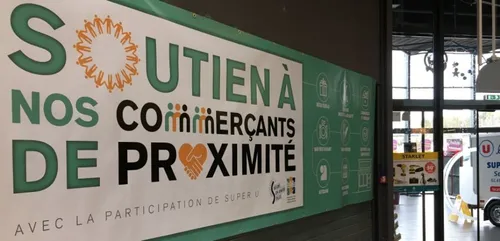 Segré-en-Anjou-Bleu. Des grandes surfaces apportent leur soutien...