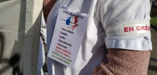 Ségur : appel à la grève jeudi pour ceux qui en sont exclus, en...