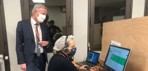 En Mayenne, par manque de doses de vaccins, le centre d'appels...