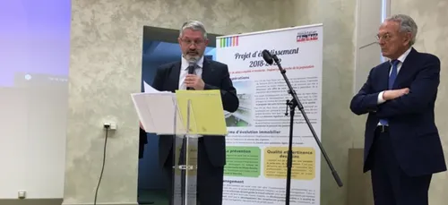 Le directeur du centre hospitalier du Haut-Anjou, Patrick Plassais,...