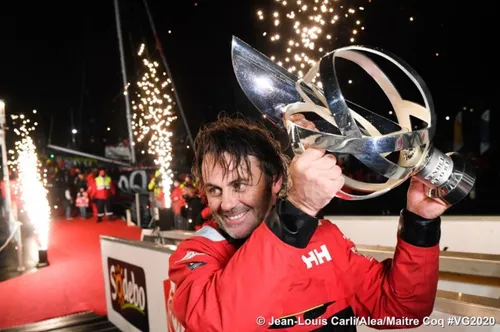 Vendée Globe : Yannick Bestaven ravit le 9e Vendée Globe à Charlie...